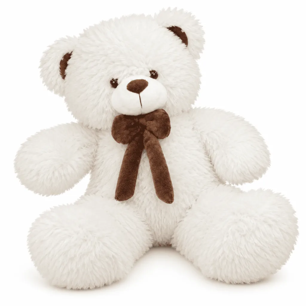 Oso de peluche blanco de textura suave y esponjosa con moño de tela marron en el cuello sobre fondo blanco